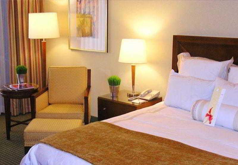 เดลต้า โฮเต็ล บาย แมริออท ฟีนิกซ์ เมซา Hotel ภายนอก รูปภาพ
